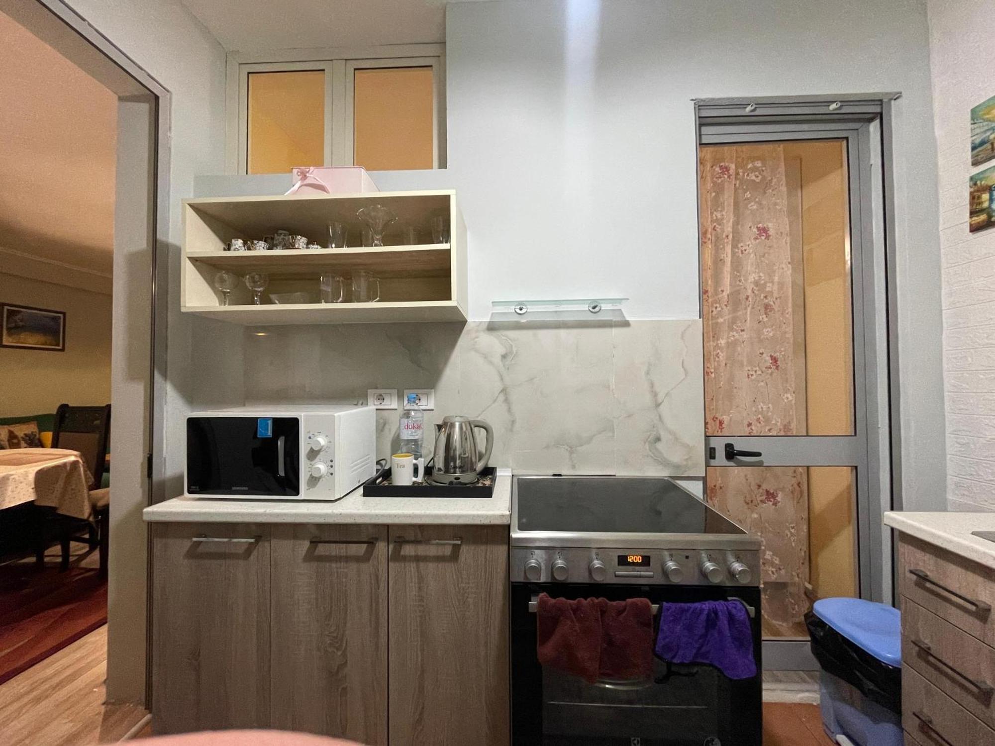 Bricks Apartment Near Pazari I Ri Тирана Экстерьер фото